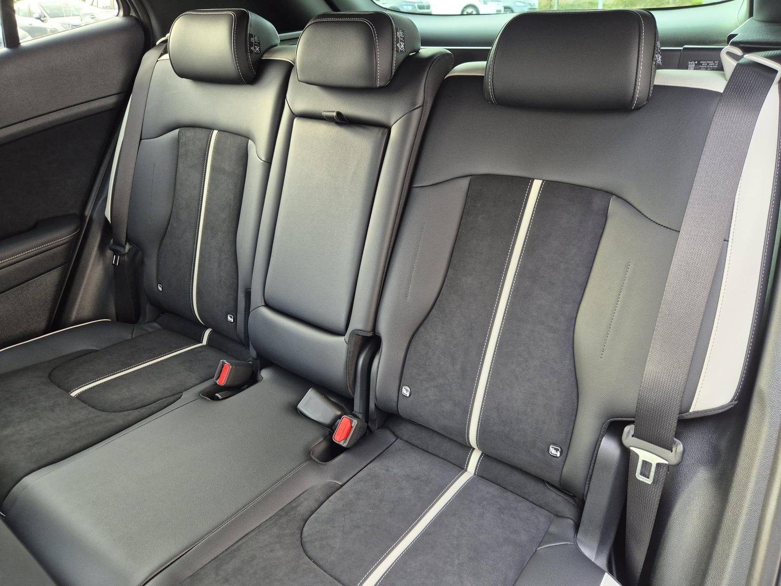 2025 Kia Sportage   AWD