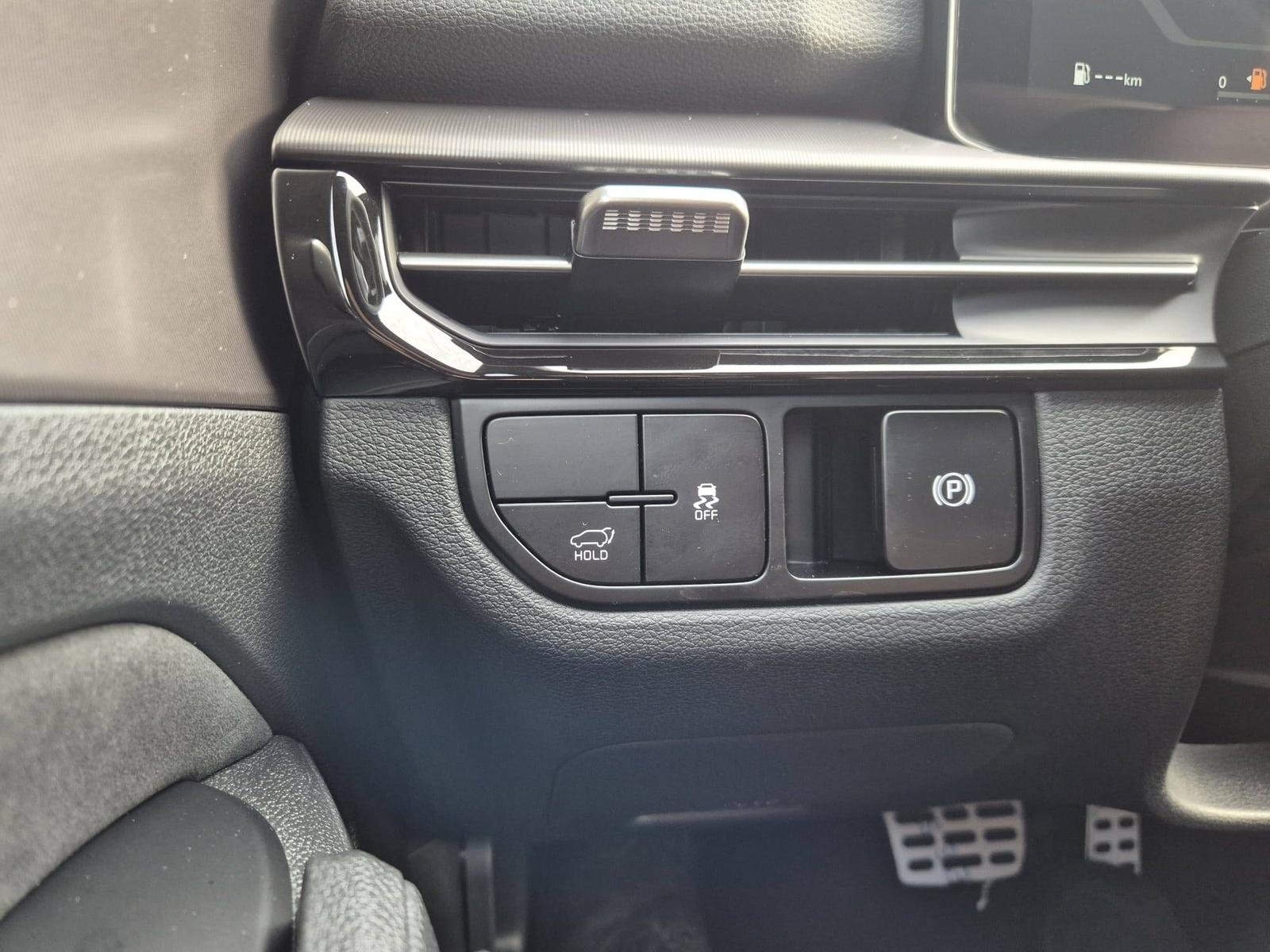 2025 Kia Sportage   AWD