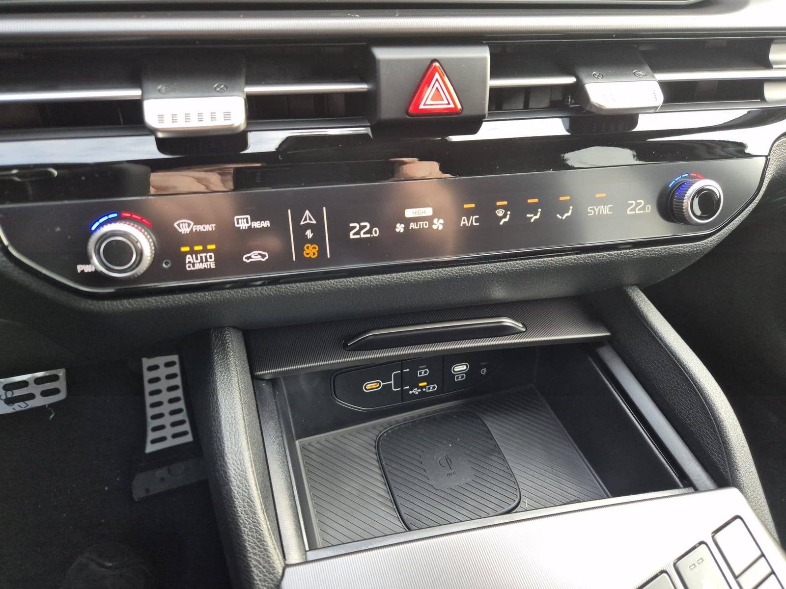 2025 Kia Sportage   AWD