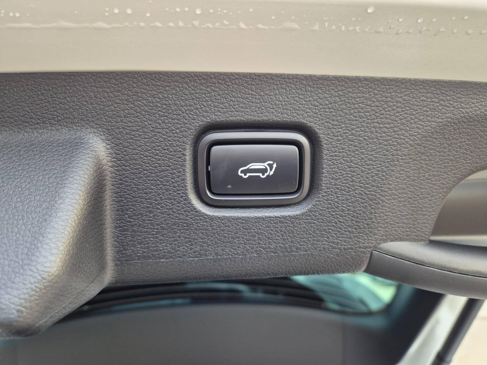 2025 Kia Sportage   AWD