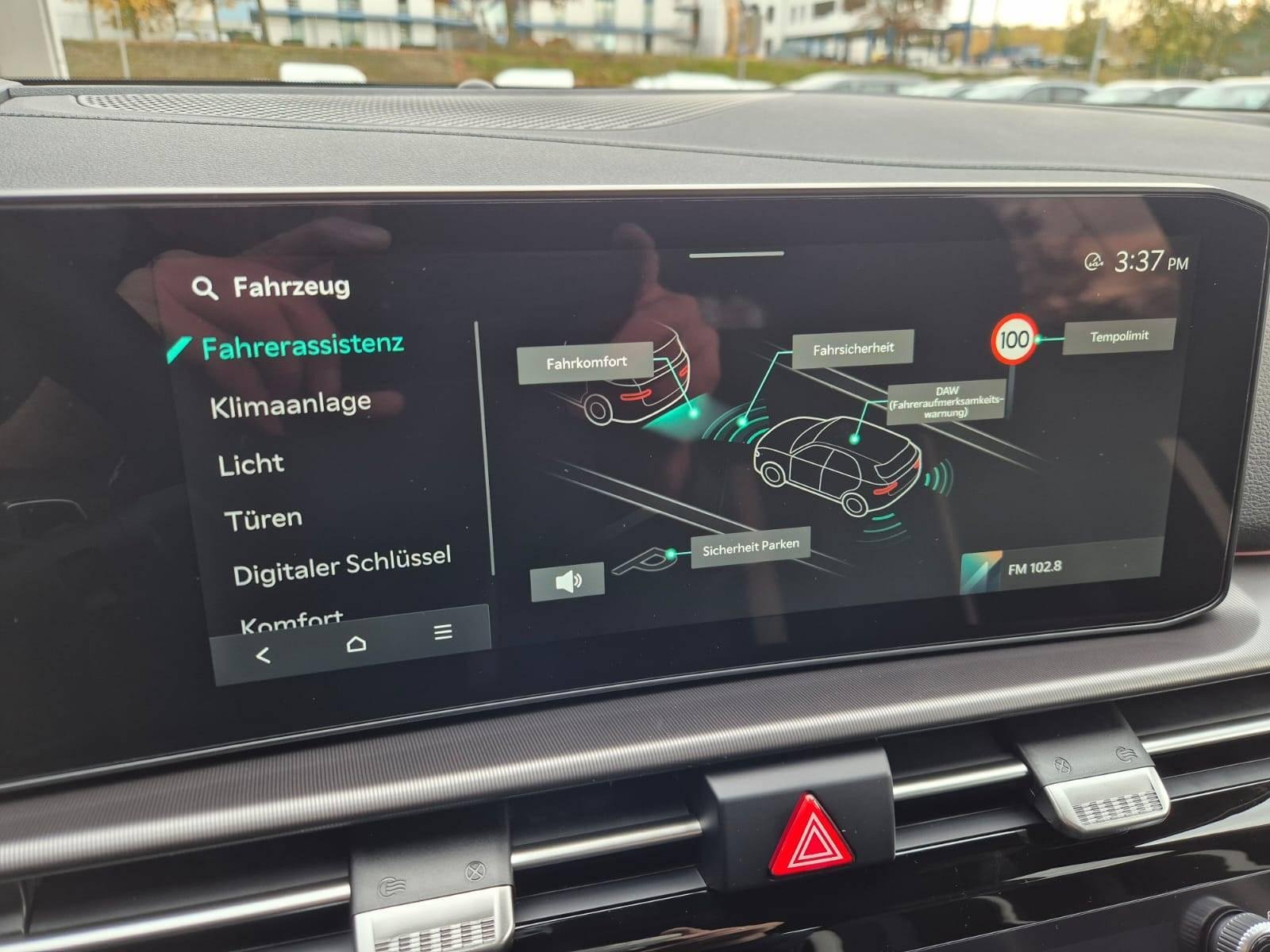 2025 Kia Sportage   AWD