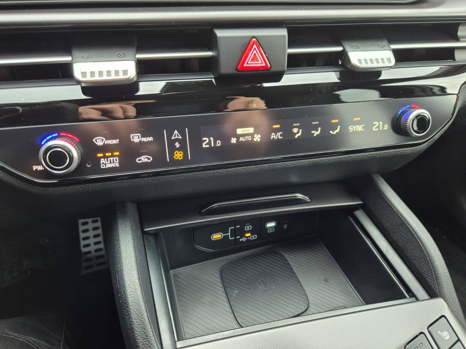 2025 Kia Sportage   AWD