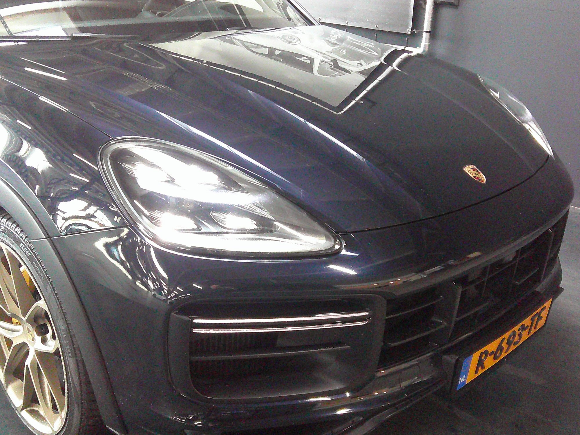 2022 Porsche Cayenne   