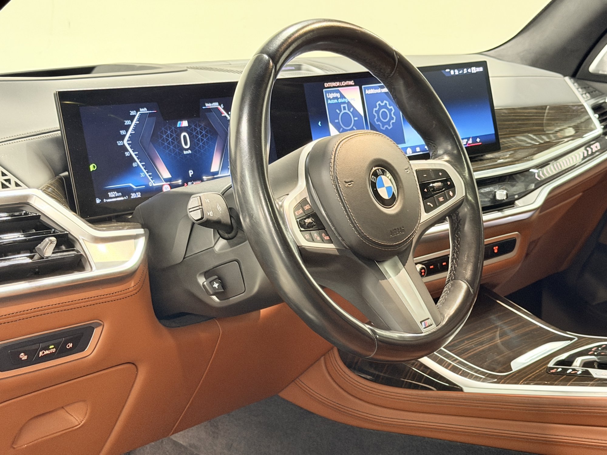 2024 BMW X7   AWD