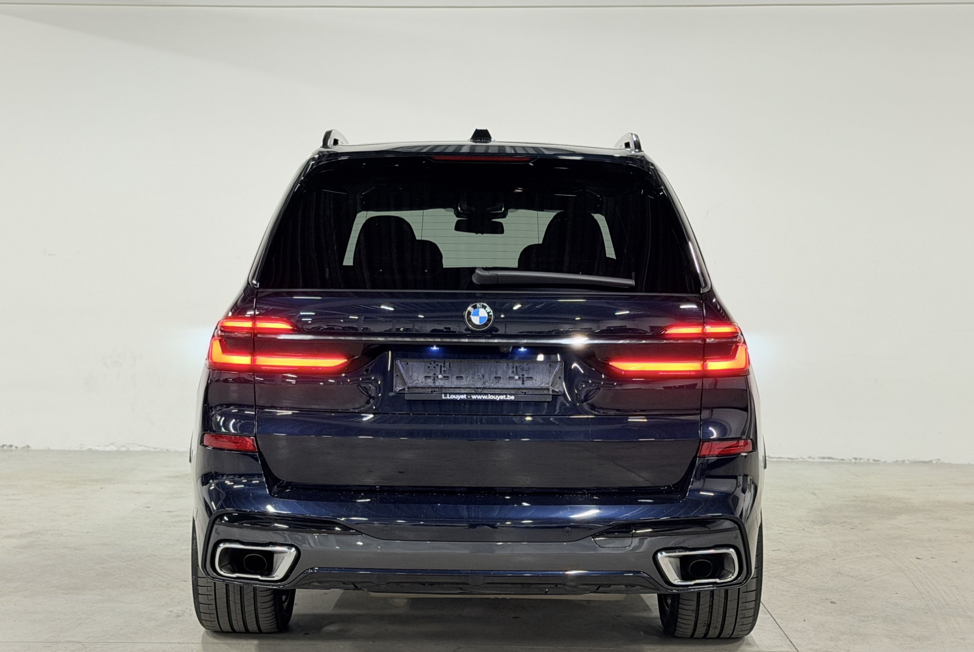 2024 BMW X7   AWD
