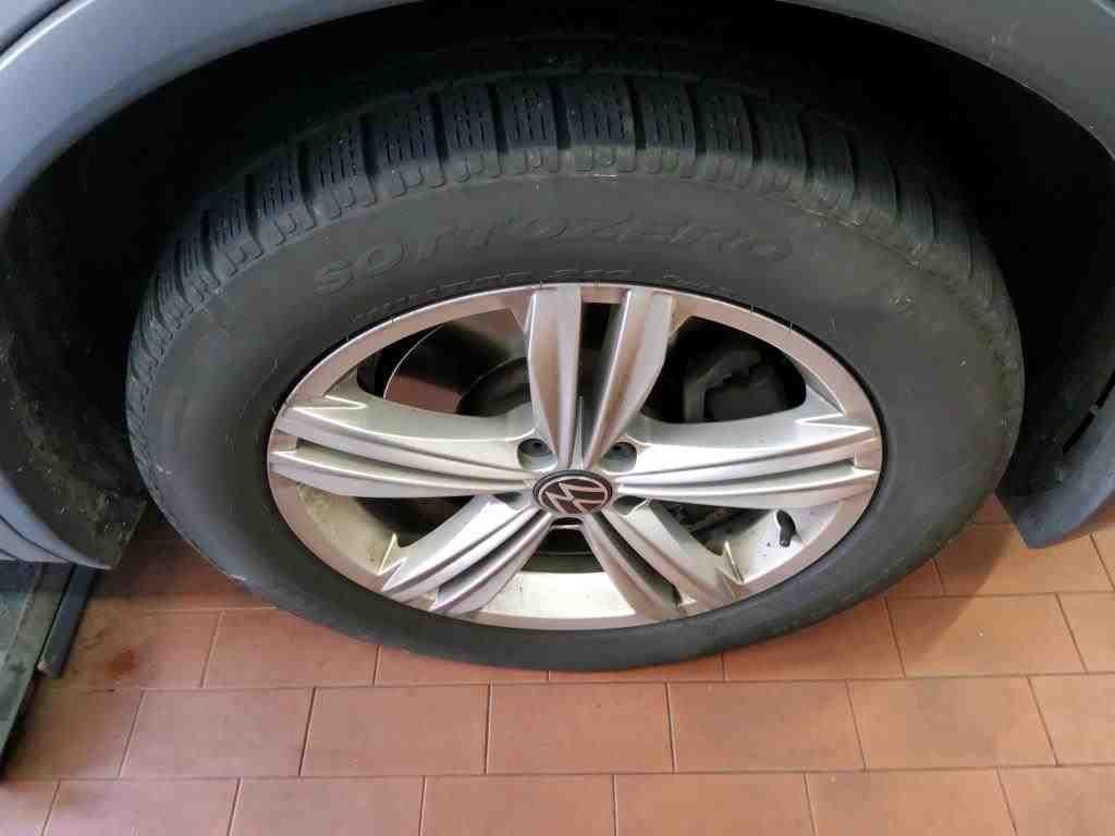 2021 Volkswagen Tiguan   AWD