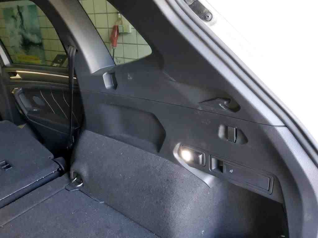 2021 Volkswagen Tiguan   AWD