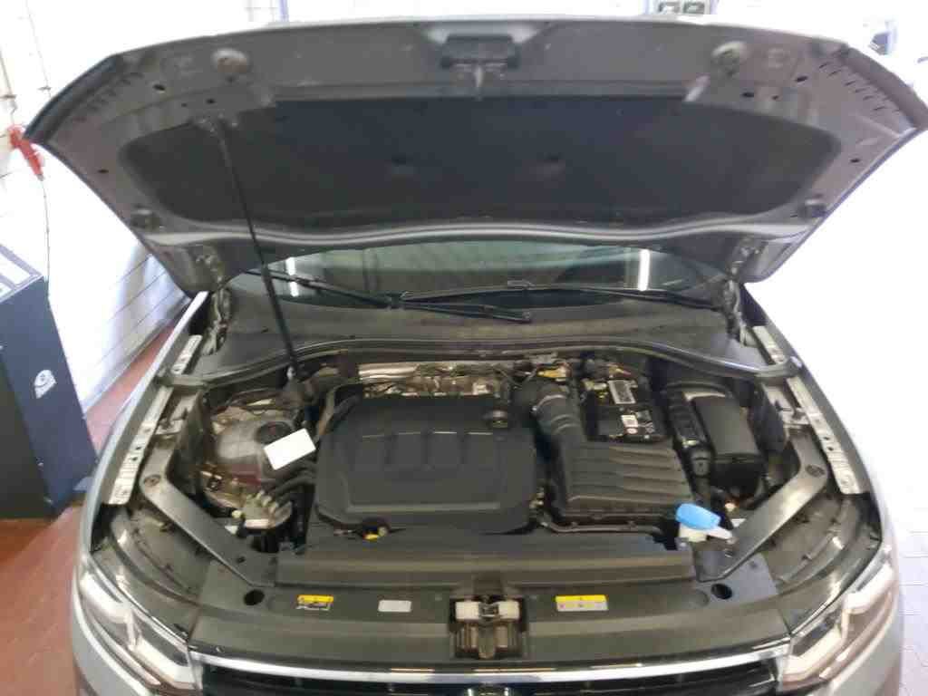 2021 Volkswagen Tiguan   AWD