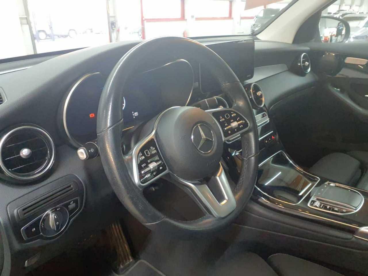 2021 Mercedes-Benz GLC   