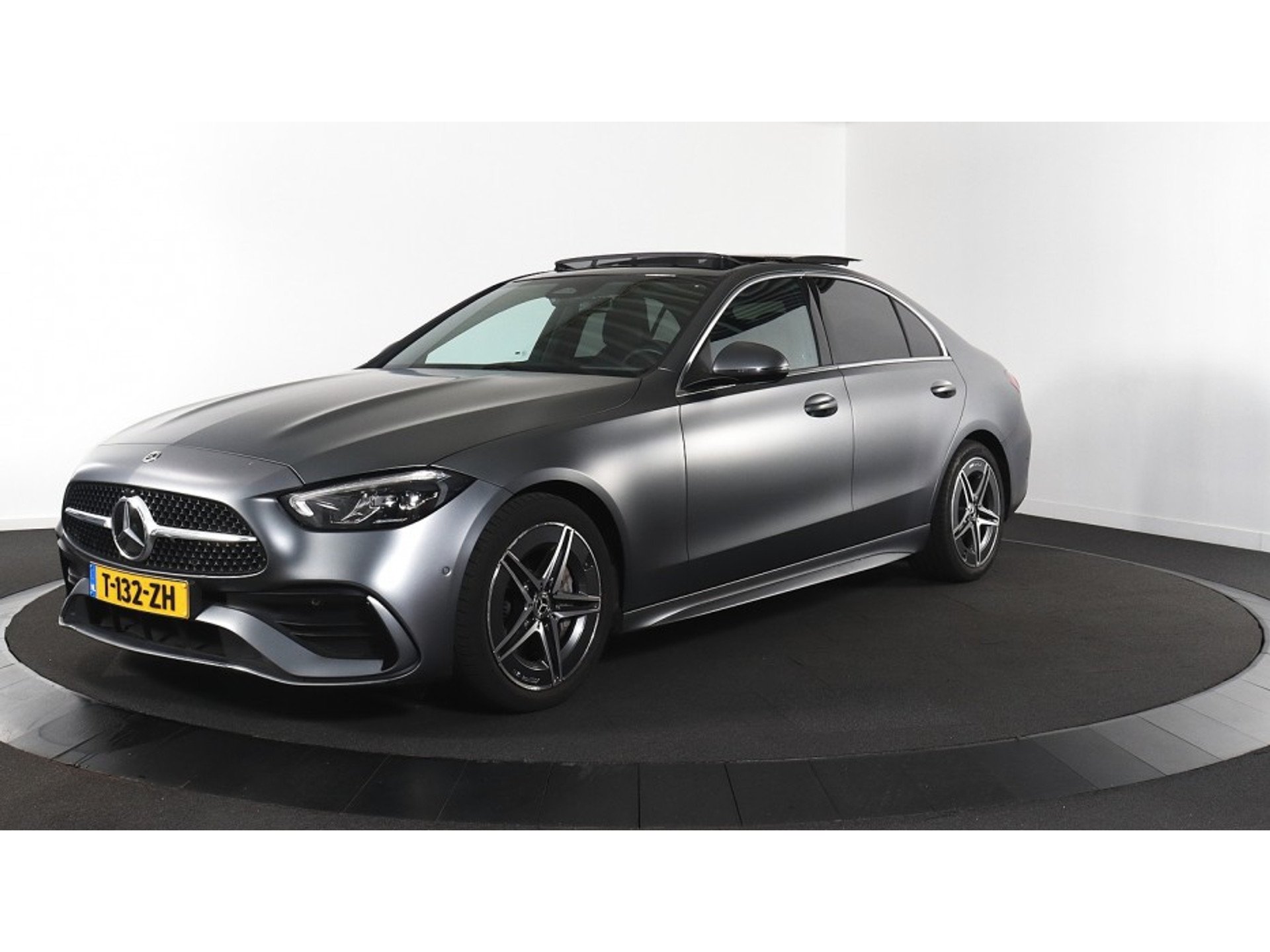 2023 Mercedes-Benz C   