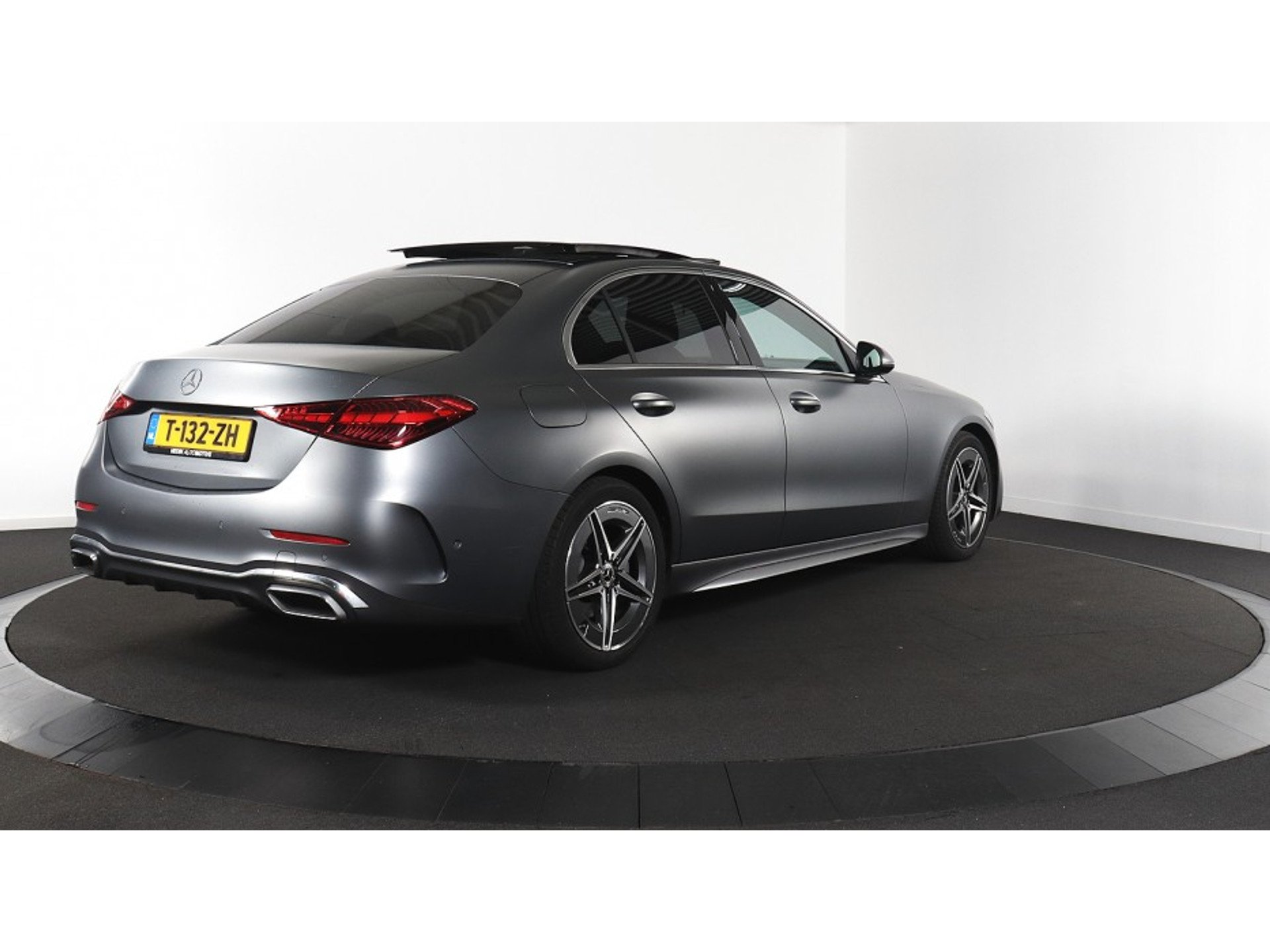 2023 Mercedes-Benz C   