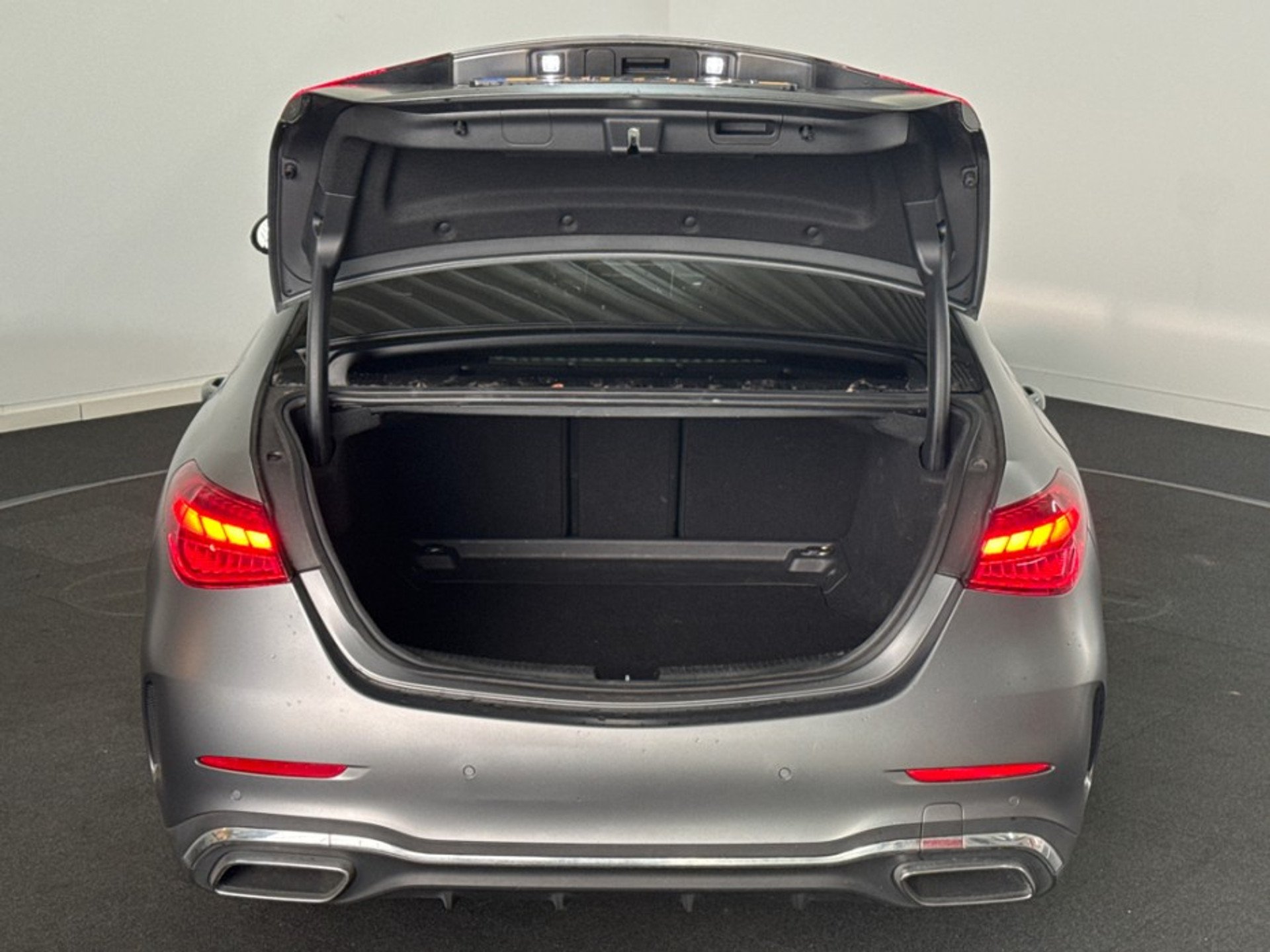 2023 Mercedes-Benz C   