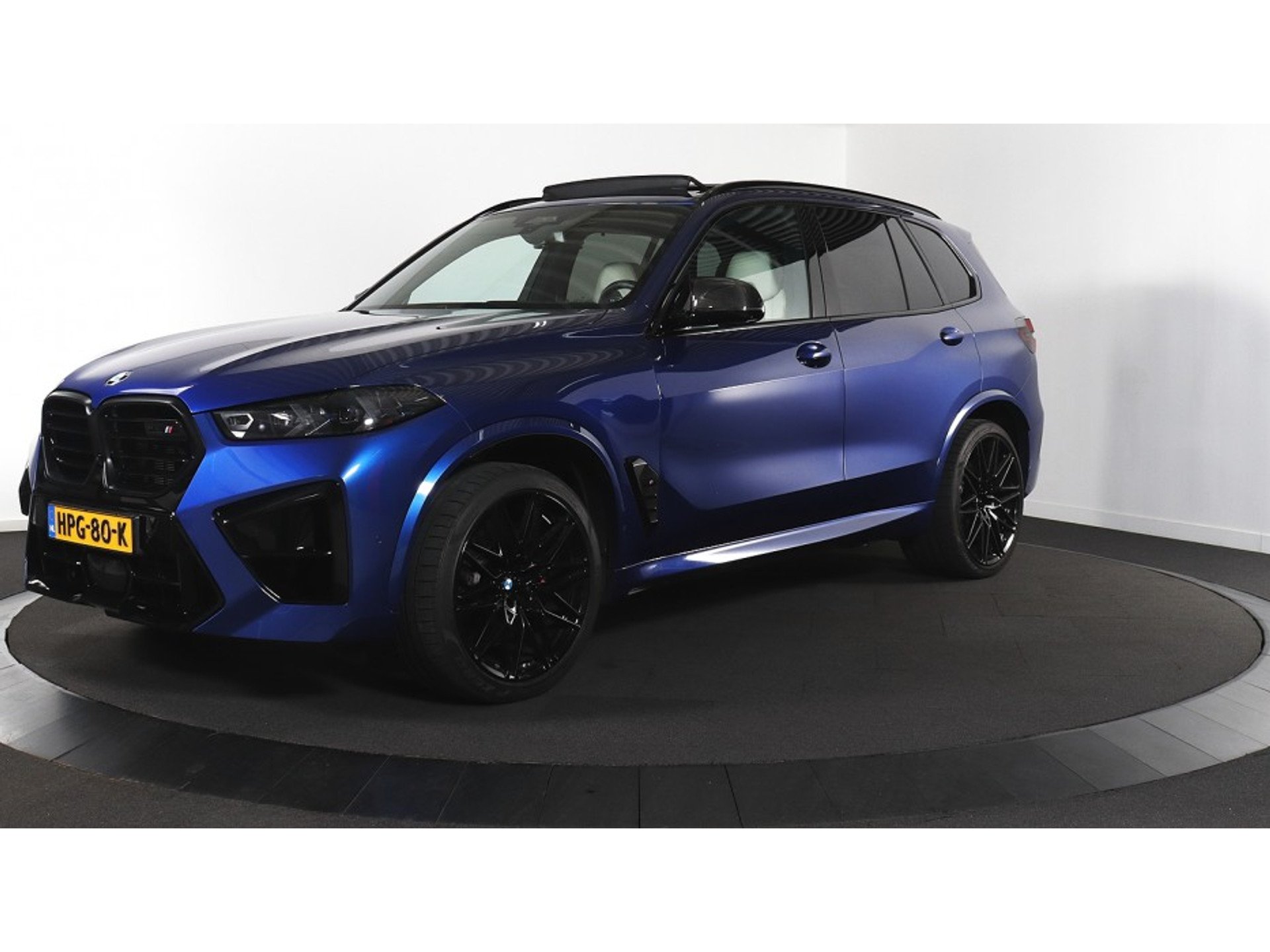 2024 BMW X5   