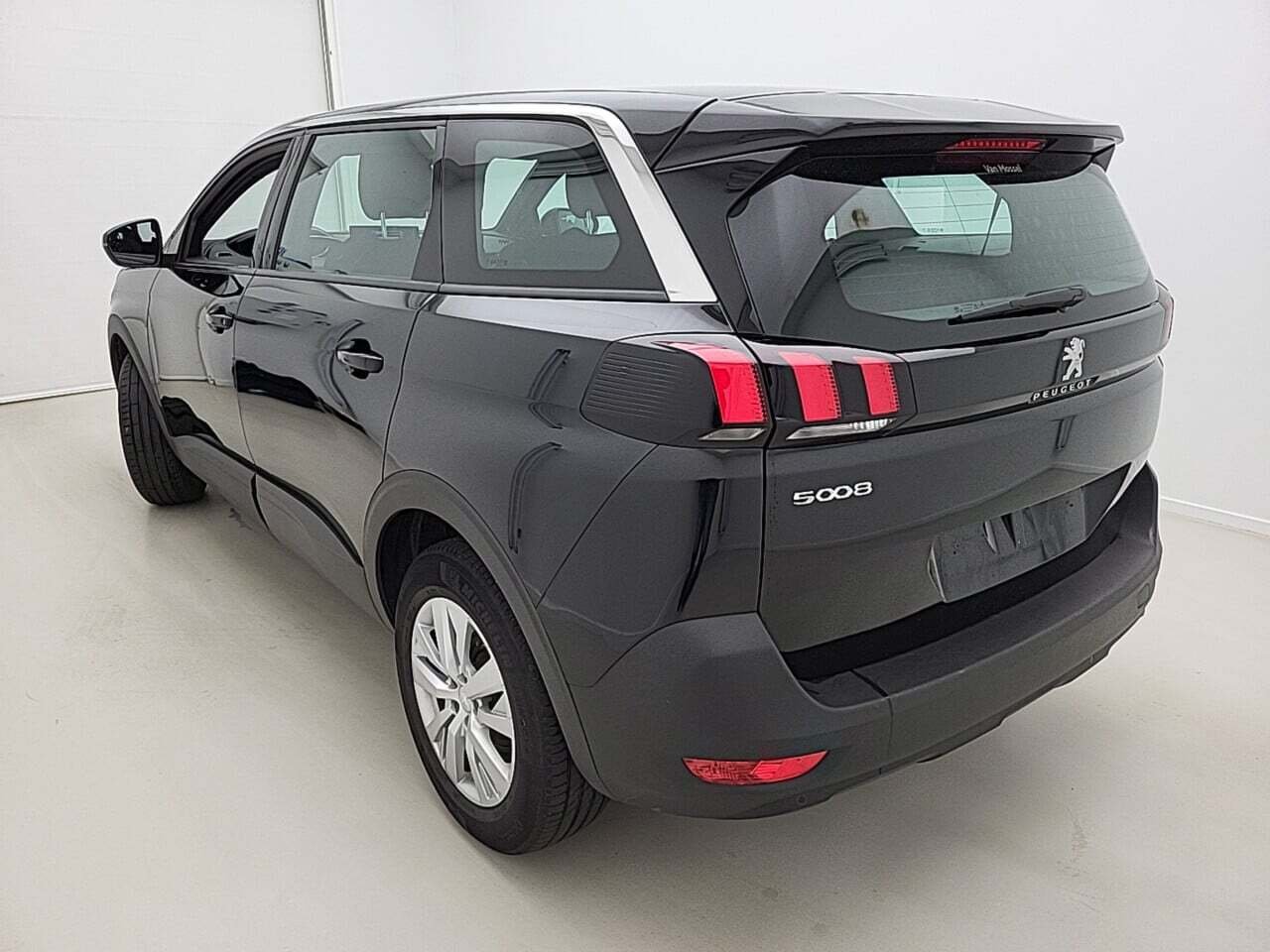 Peugeot 5008 1.5 HDI Active Pack - Diesel - Automatic - 130 hp - 76.289 km
