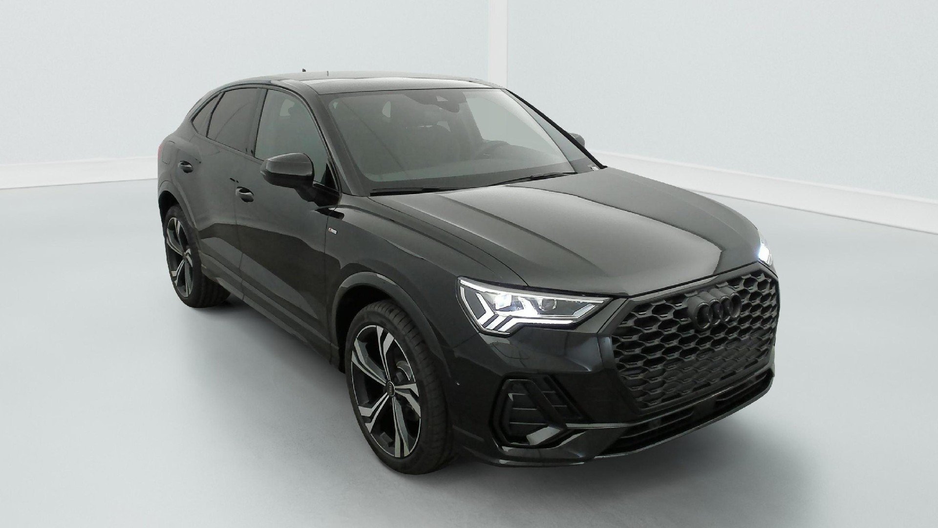 2025 Audi Q3   