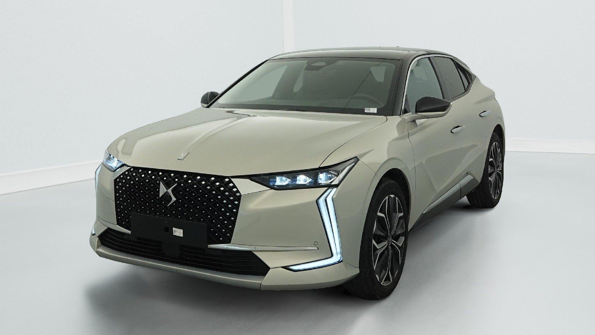 DS 4 1.2 Rivoli - Petrol - Automatic - 131 hp - 18.382 km