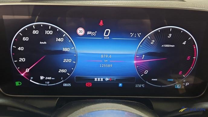 2022 Mercedes-Benz GLC   AWD