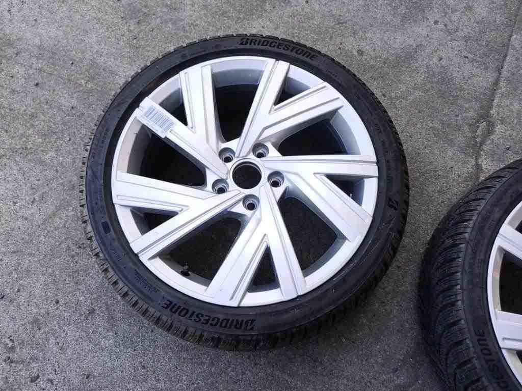 2020 Volkswagen Golf   