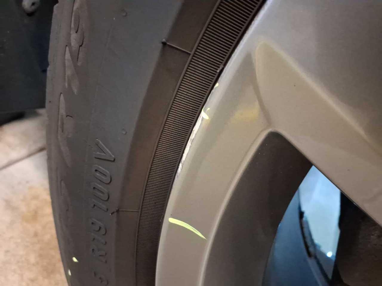 2021 Volkswagen Tiguan   AWD