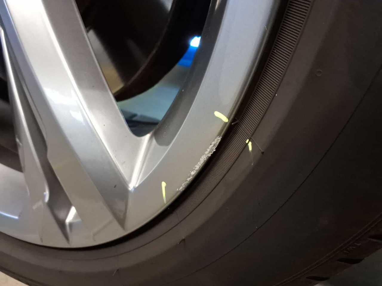 2021 Volkswagen Tiguan   AWD