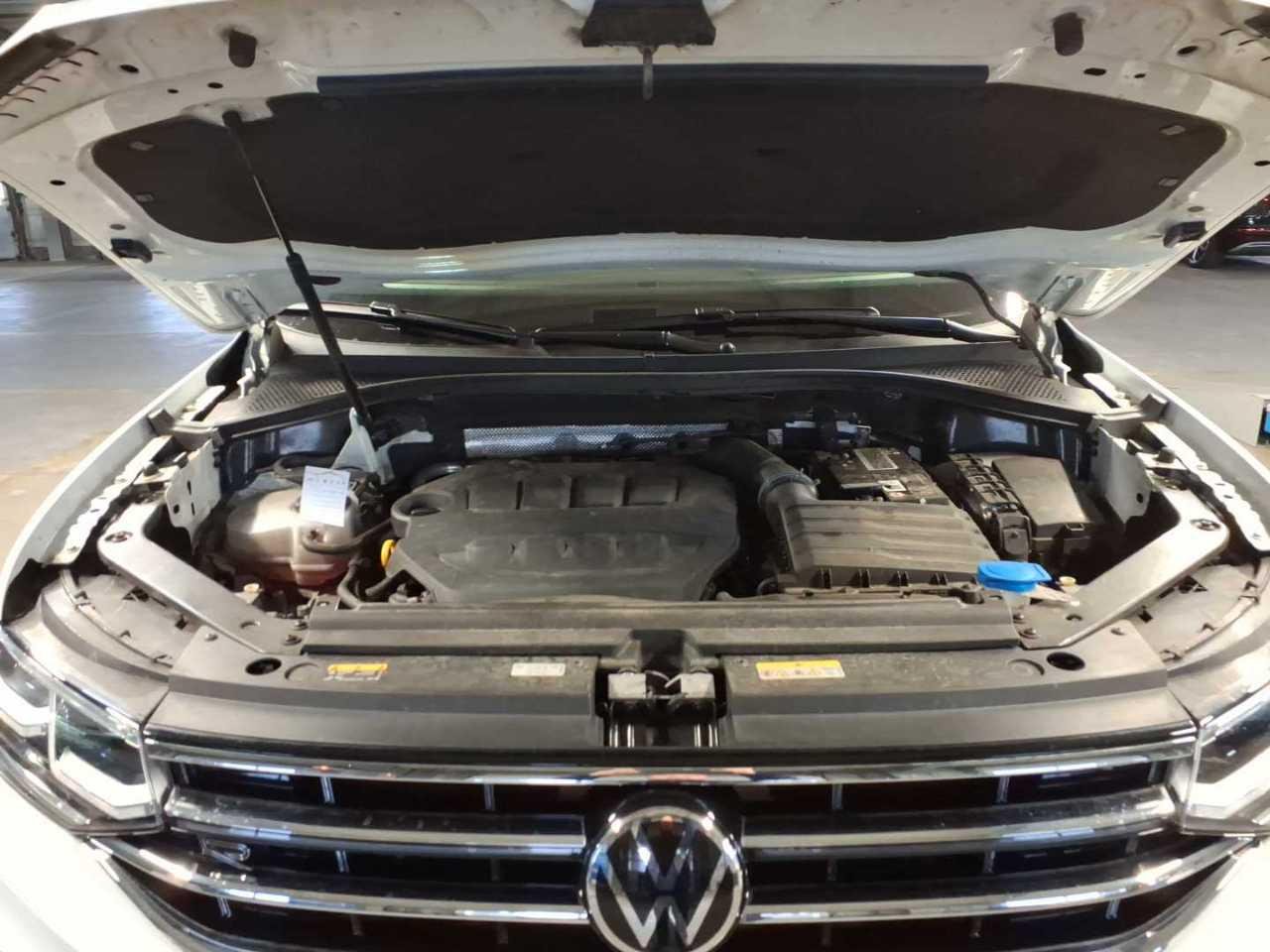 2021 Volkswagen Tiguan   AWD