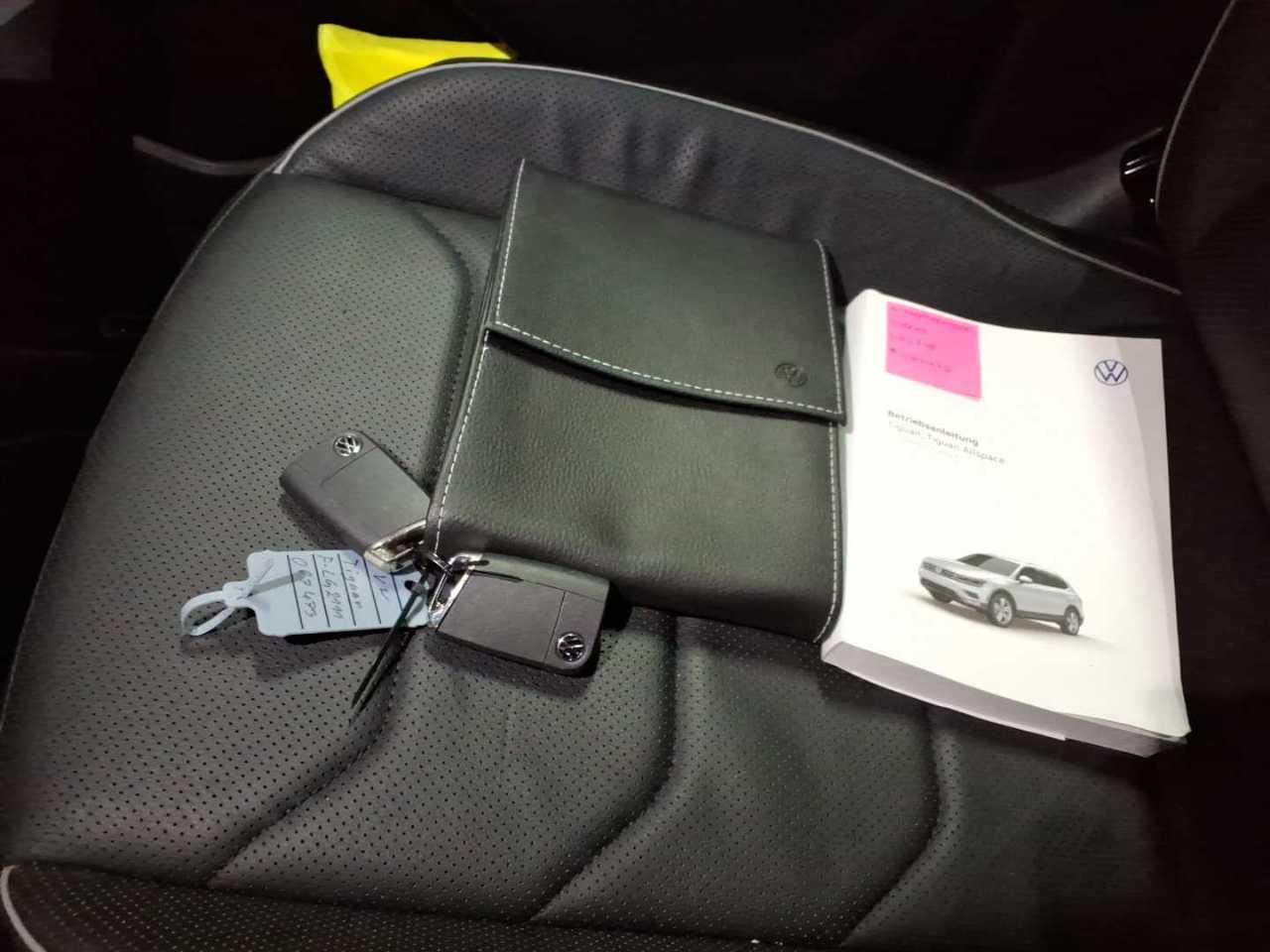 2021 Volkswagen Tiguan   AWD