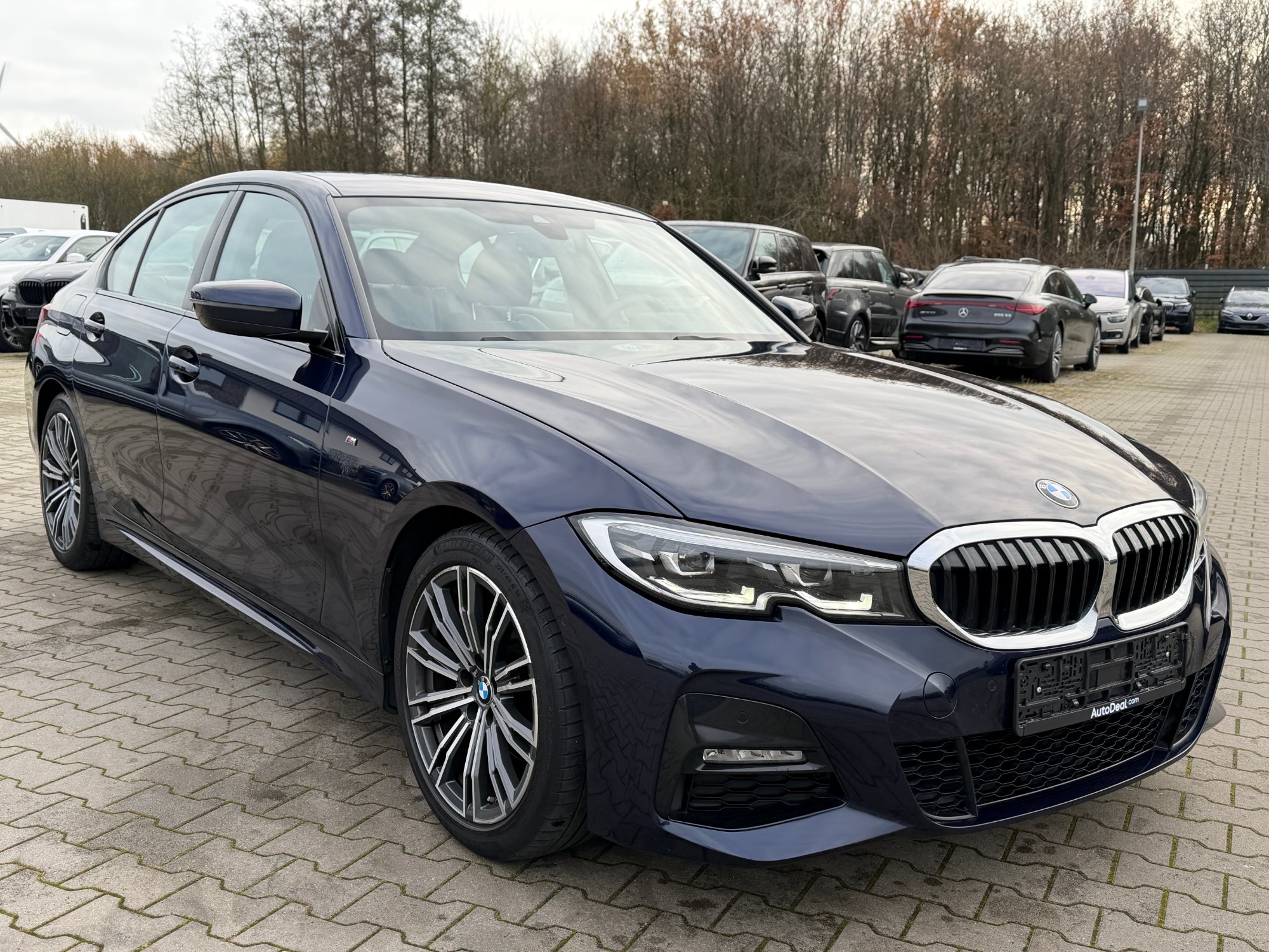 BMW 3 Series 320i M Sport - Petrol - Automatic - 184 hp - 216.721 km