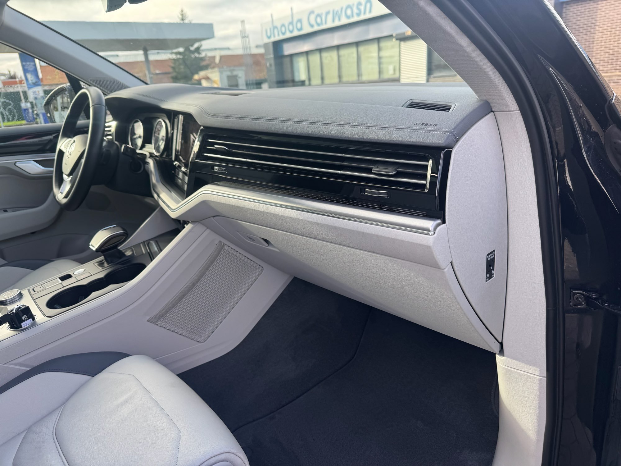 2019 Volkswagen Touareg   