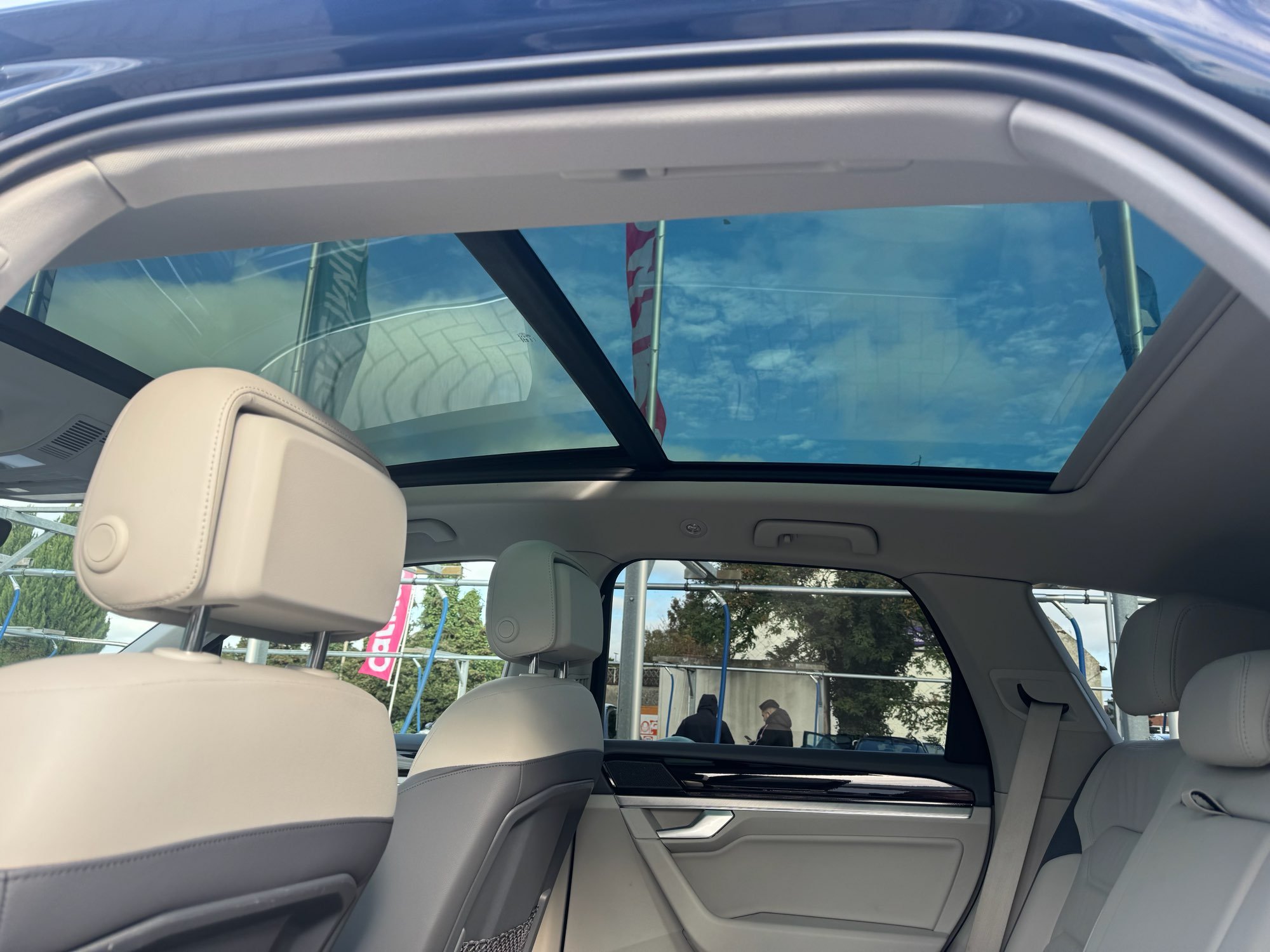 2019 Volkswagen Touareg   