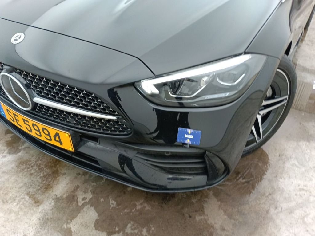 2021 Mercedes-Benz C   