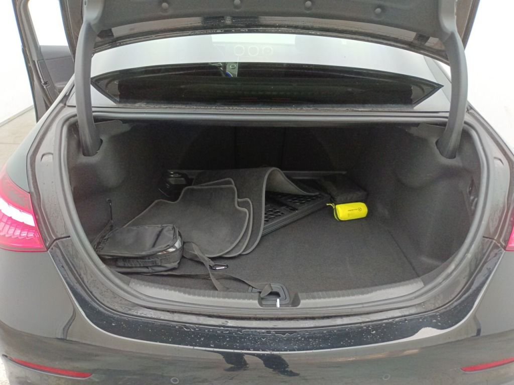 2021 Mercedes-Benz C   