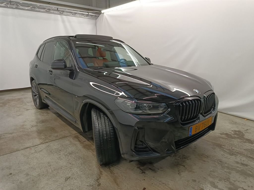 2021 BMW X3   