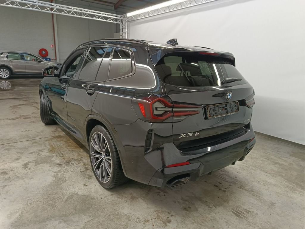 2021 BMW X3   