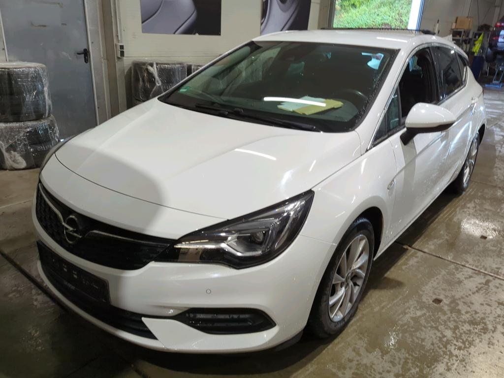 Opel Astra 1.2 Elegance - Petrol - Manual - 145 hp - 31.763 km