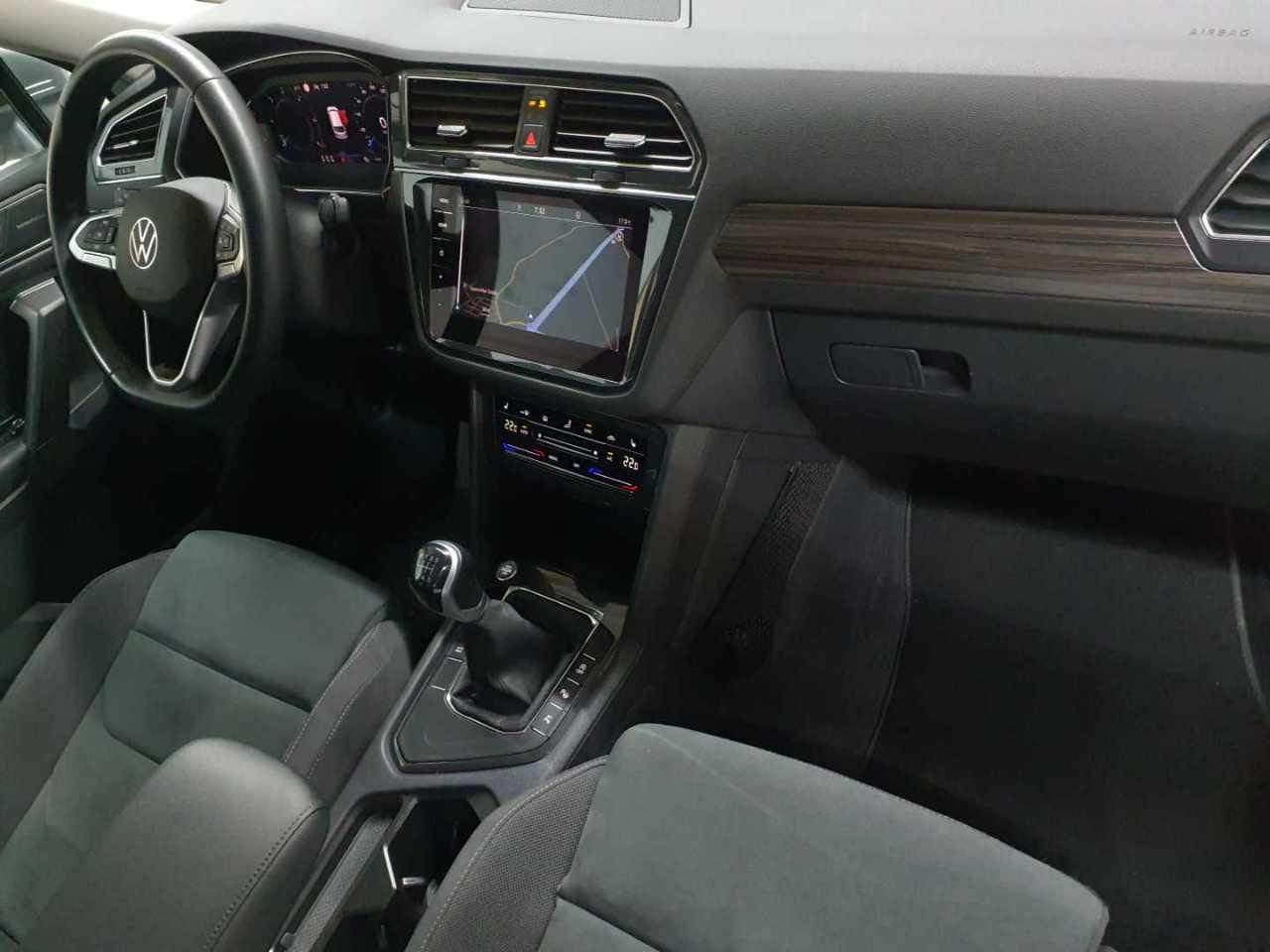 2022 Volkswagen Tiguan   