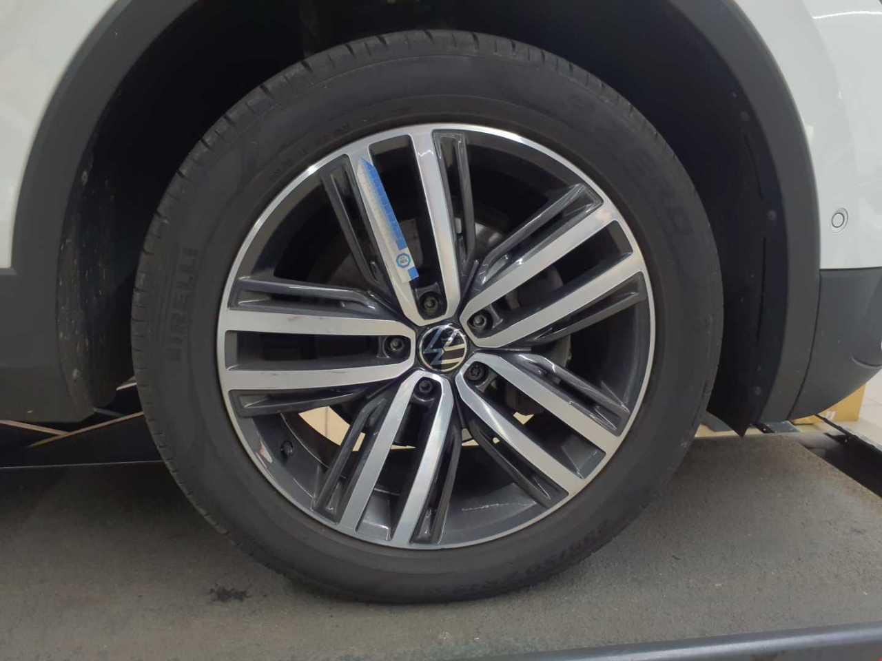 2022 Volkswagen Tiguan   