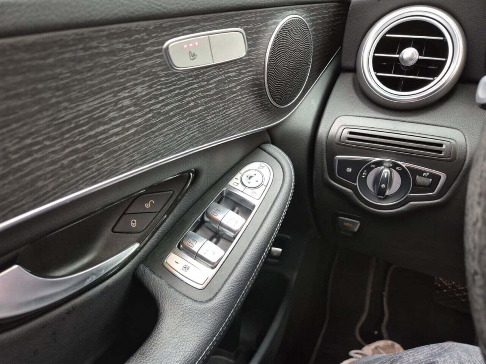 2019 Mercedes-Benz GLC   AWD