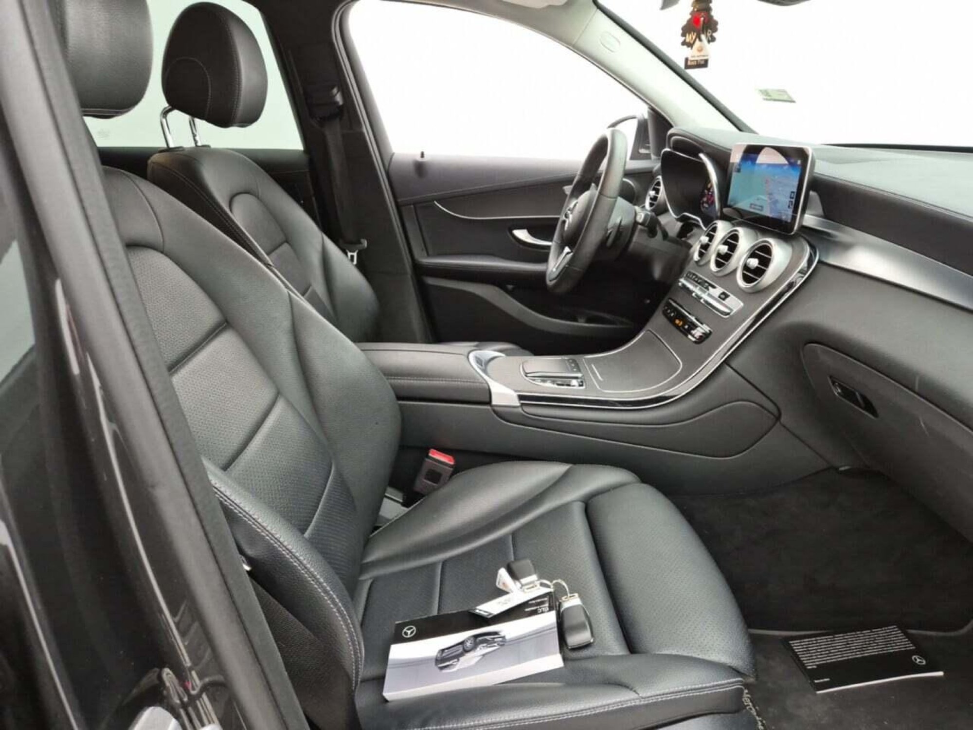 2019 Mercedes-Benz GLC   AWD