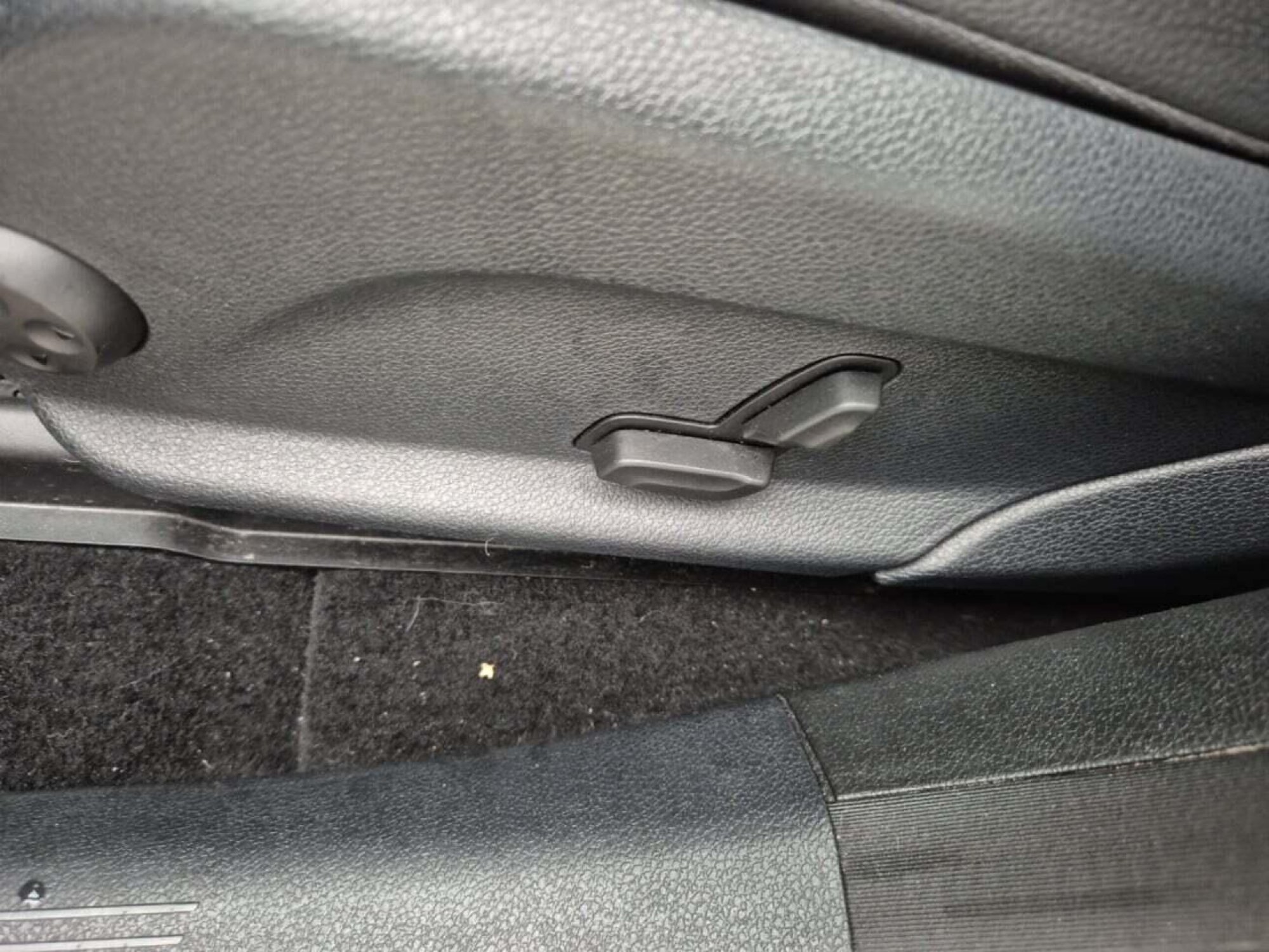 2019 Mercedes-Benz GLC   AWD