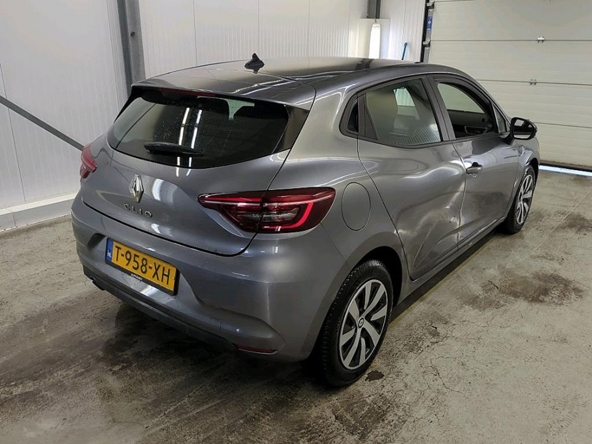 Renault Clio 1.0 Tce Equilibre - Petrol - Manual - 91 hp - 68.681 km