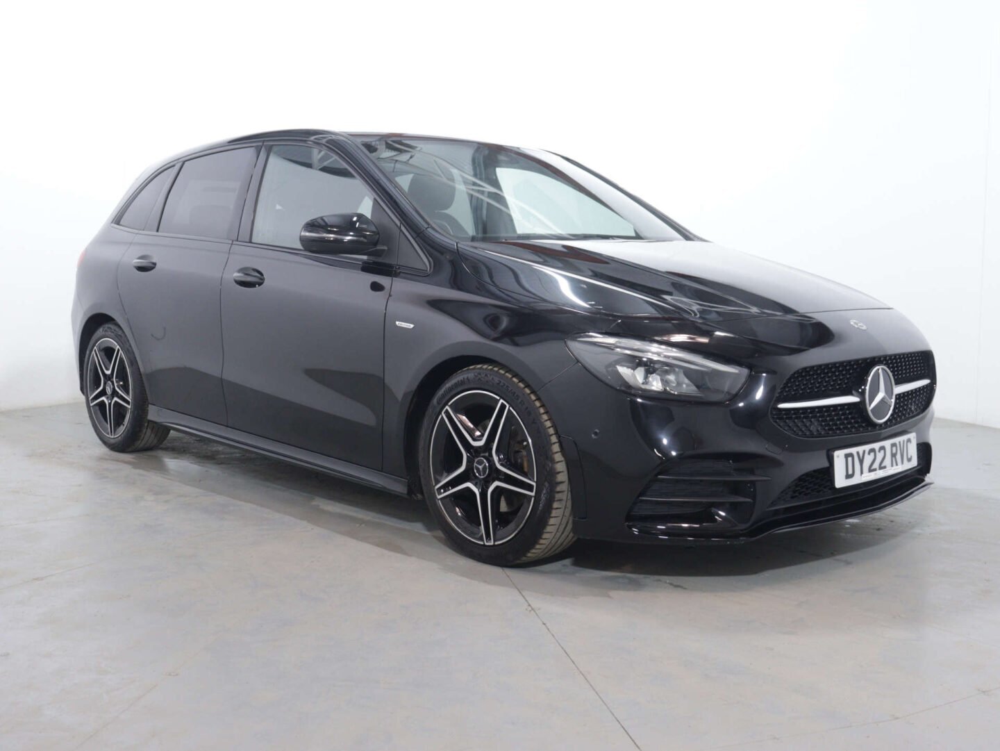 Mercedes-Benz B 200 AMG Line - Petrol - Automatic - 163 hp - DY22RVC - 38,945 mi AMG Line