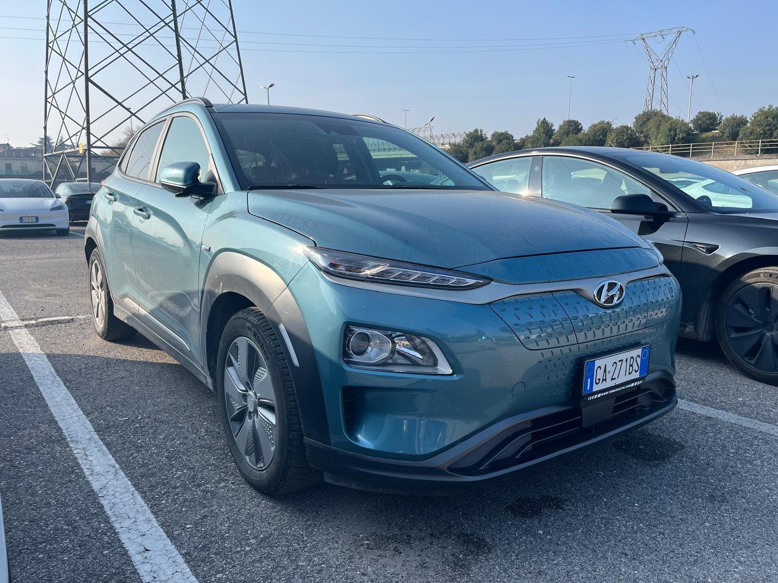 Hyundai Kona 64 kWh - Electric - Automatic - 38 hp - 90.672 km