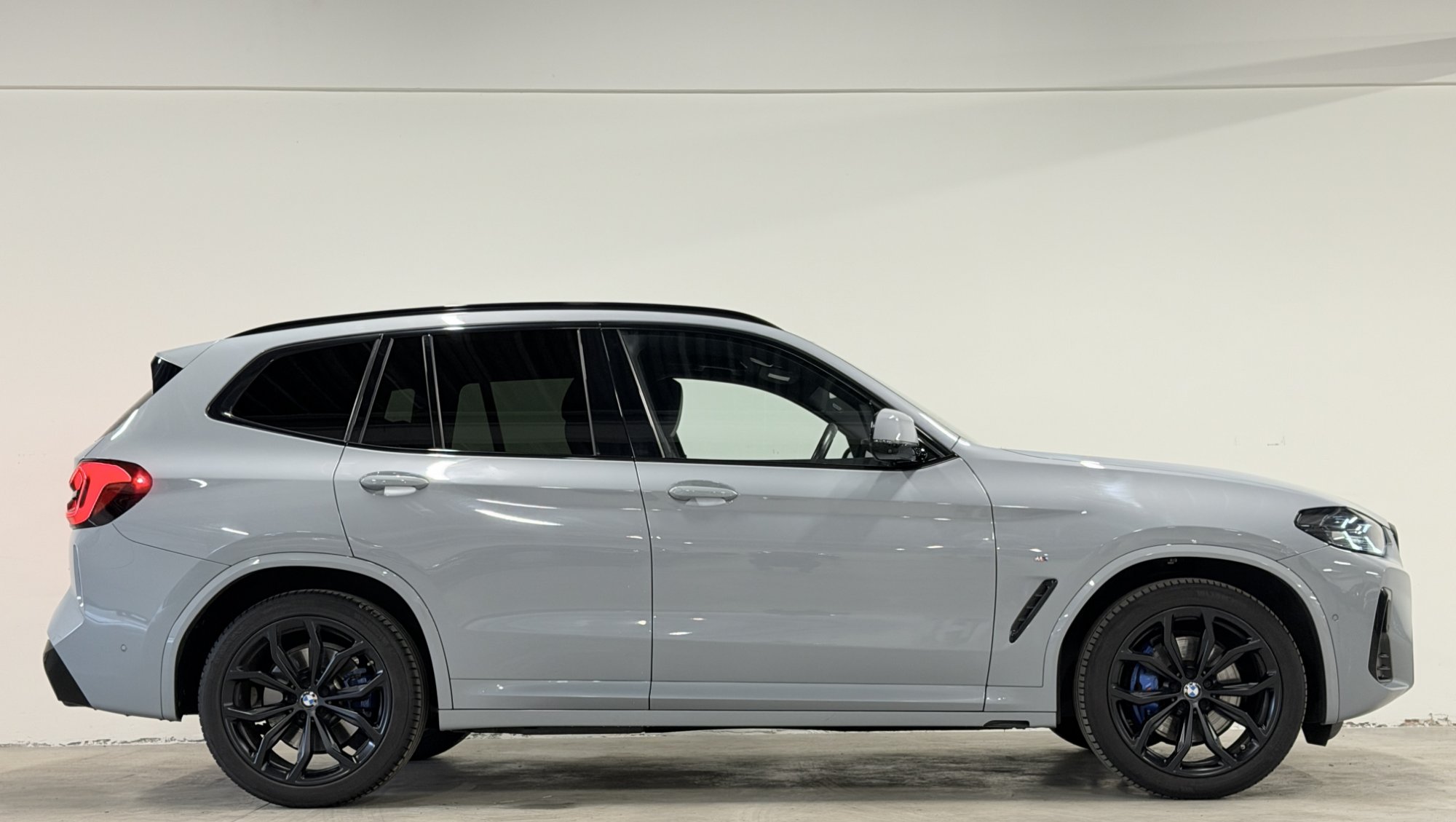 2022 BMW X3   