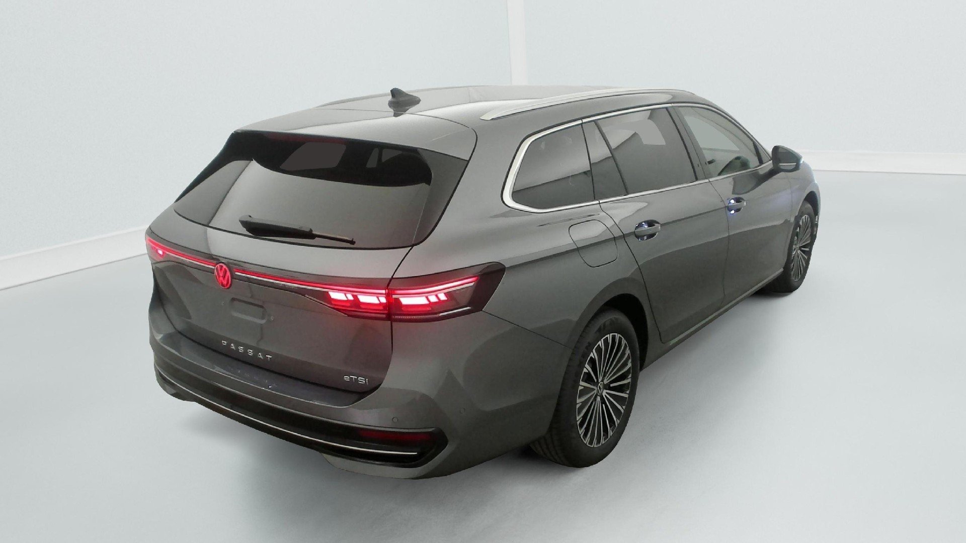 2025 Volkswagen Passat   