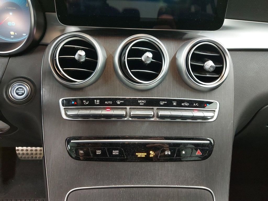 2019 Mercedes-Benz GLC   AWD