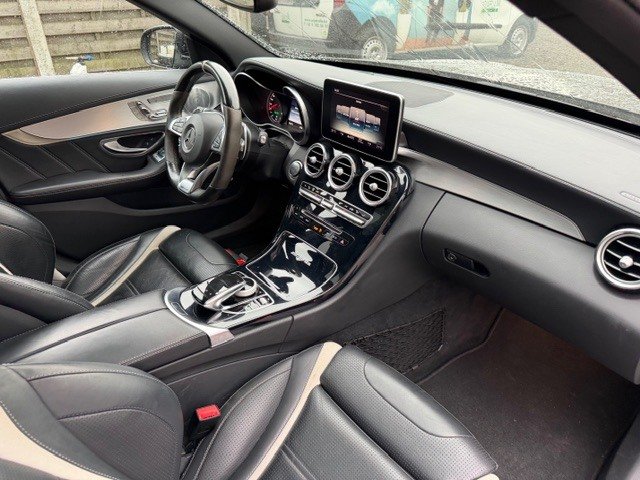 2016 Mercedes-Benz C   