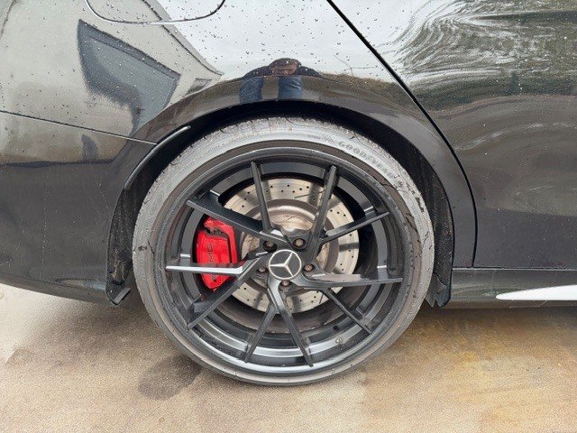 2016 Mercedes-Benz C   