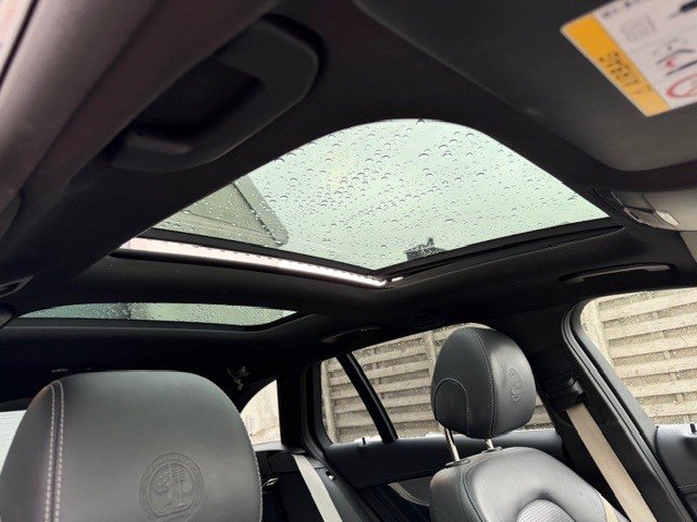 2016 Mercedes-Benz C   