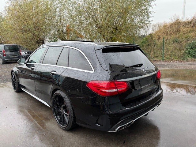 2016 Mercedes-Benz C   