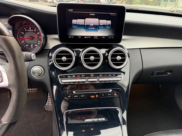 2016 Mercedes-Benz C   